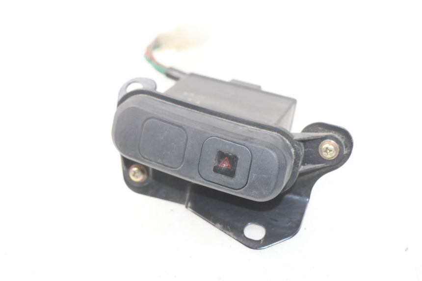 photo de HAZARD SWITCH SYM GTS EFI ABS 125 (2012 - 2016) - Main view