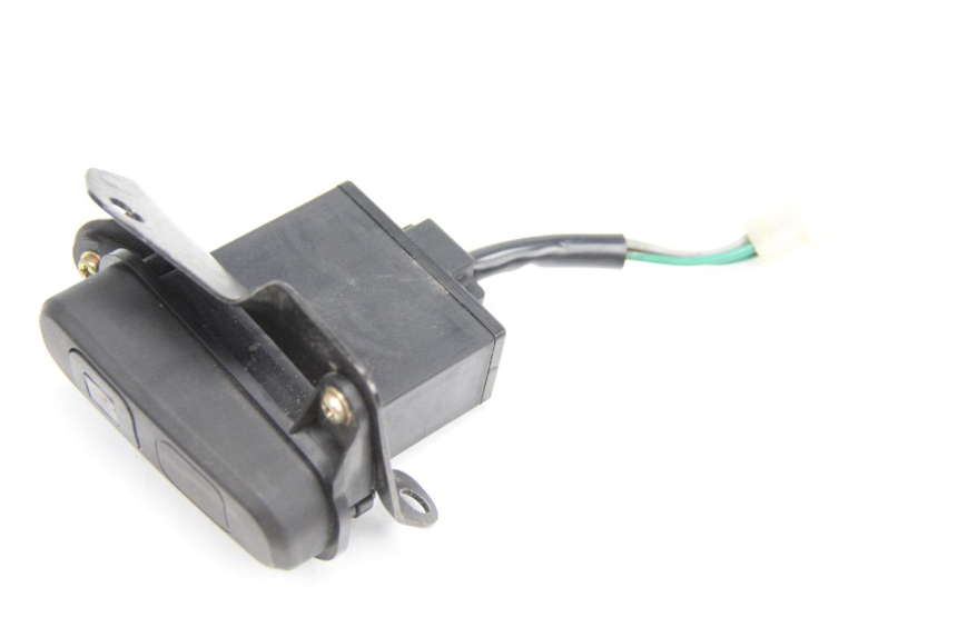 photo de HAZARD SWITCH SYM GTS EFI ABS 125 (2012 - 2016) - Alternative perspective