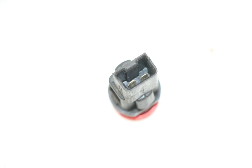 photo de HAZARD SWITCH PIAGGIO MP3 HPE 300 (2019 - 2026) - Component detail