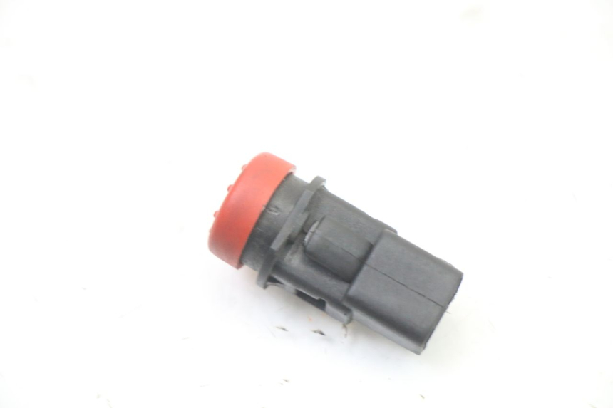 photo de TURN SIGNAL SWITCH PIAGGIO MP3 LT 400 (2007 - 2012) - Zoom on usage condition