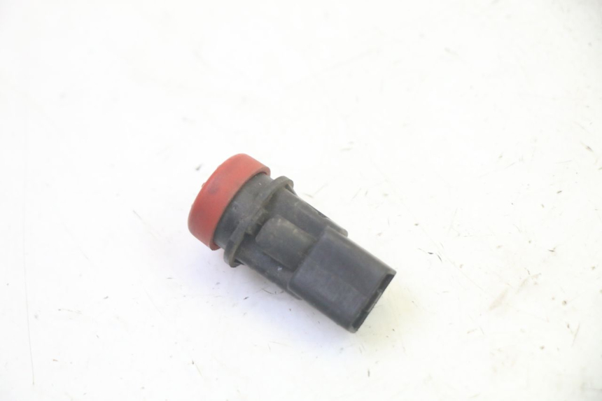 photo de TURN SIGNAL SWITCH PIAGGIO MP3 RL 250 (2006 - 2010) - Zoom on usage condition
