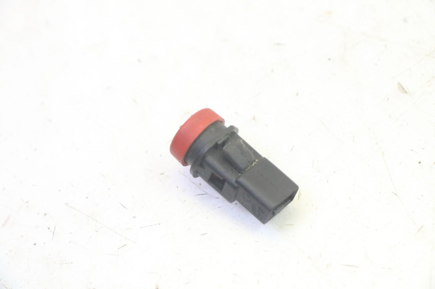 photo de TURN SIGNAL SWITCH PIAGGIO MP3 RL 250 (2006 - 2010) - Zoom on usage condition