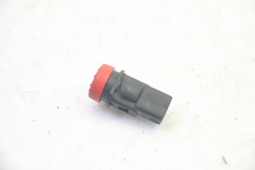 photo de TURN SIGNAL SWITCH PIAGGIO MP3 RL 250 (2006 - 2010) - Zoom on usage condition