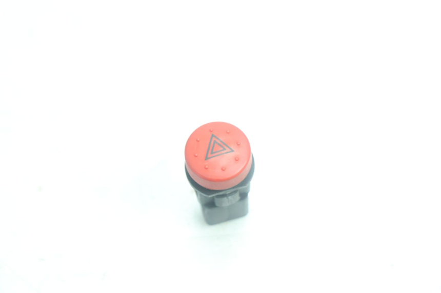 photo de HAZARD SWITCH PIAGGIO MP3 500 (2016 - 2018) - Component detail