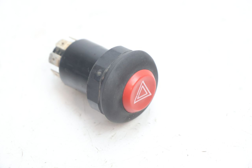 photo de HAZARD SWITCH BOOM TRIKE FUN 500 (2004 - 2010) - Component detail