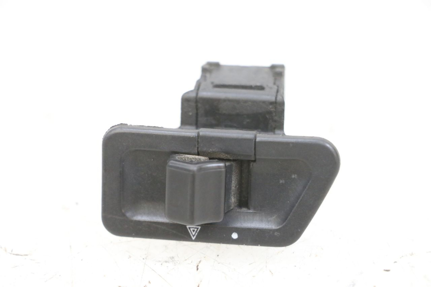 photo de TURN SIGNAL SWITCH YAMAHA XMAX X-MAX 125 (2006 - 2009) - Main view