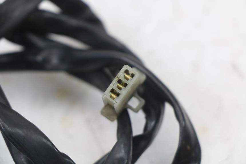 photo de HAZARD SWITCH YAMAHA FJR ABS 1300 (2006 - 2012) - Fixing points details