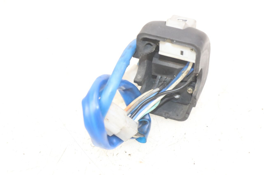 photo de LEFT HANDLEBAR SWITCH KYMCO AGILITY 4T 50 (2005 - 2018) - Technical close-up