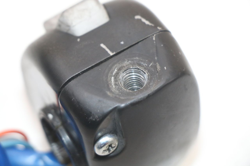 photo de LEFT HANDLEBAR SWITCH KYMCO AGILITY 4T 50 (2018 - 2022) - Alternative perspective