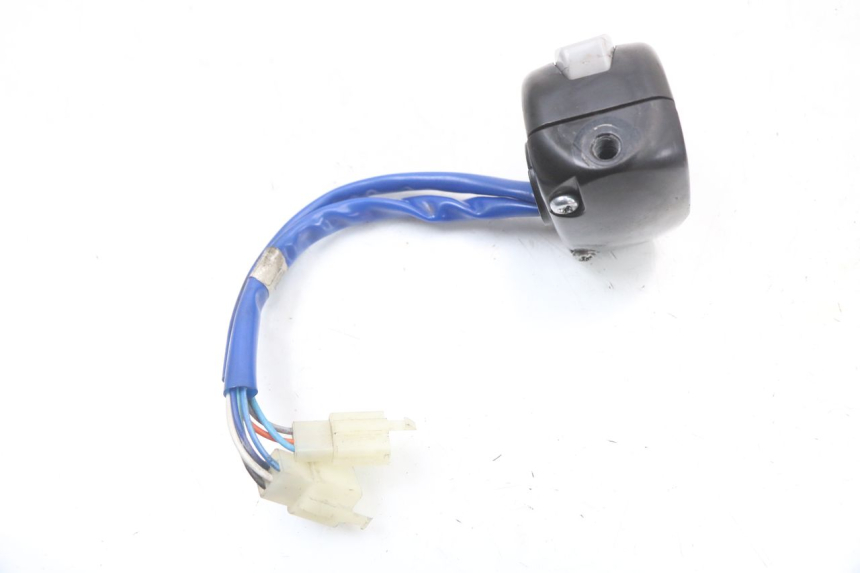 photo de LEFT HANDLEBAR SWITCH KYMCO AGILITY 4T 50 (2018 - 2022) - Technical close-up