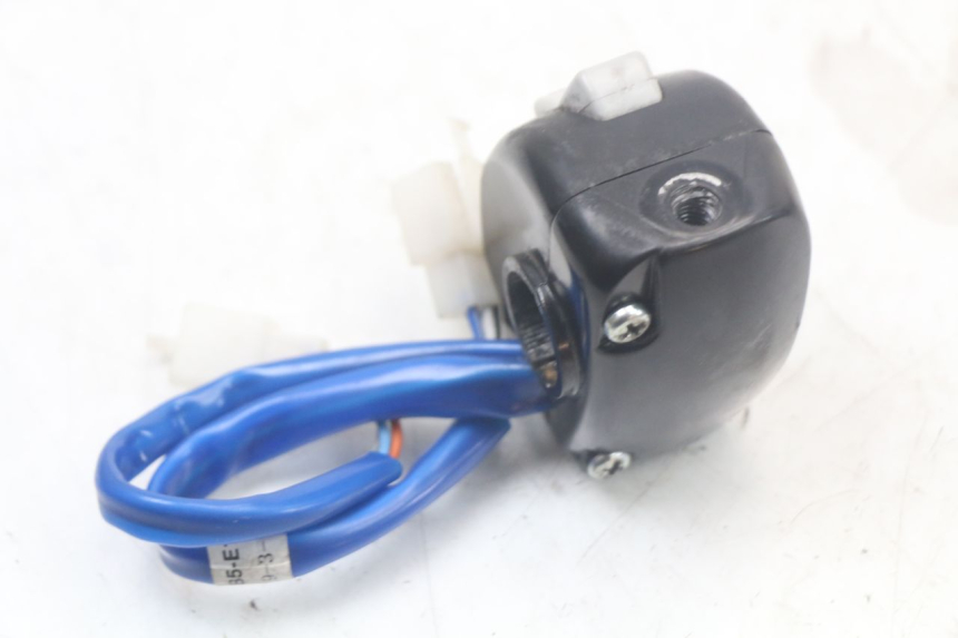 photo de LEFT HANDLEBAR SWITCH KYMCO AGILITY 4T 50 (2018 - 2022) - Fixing points details