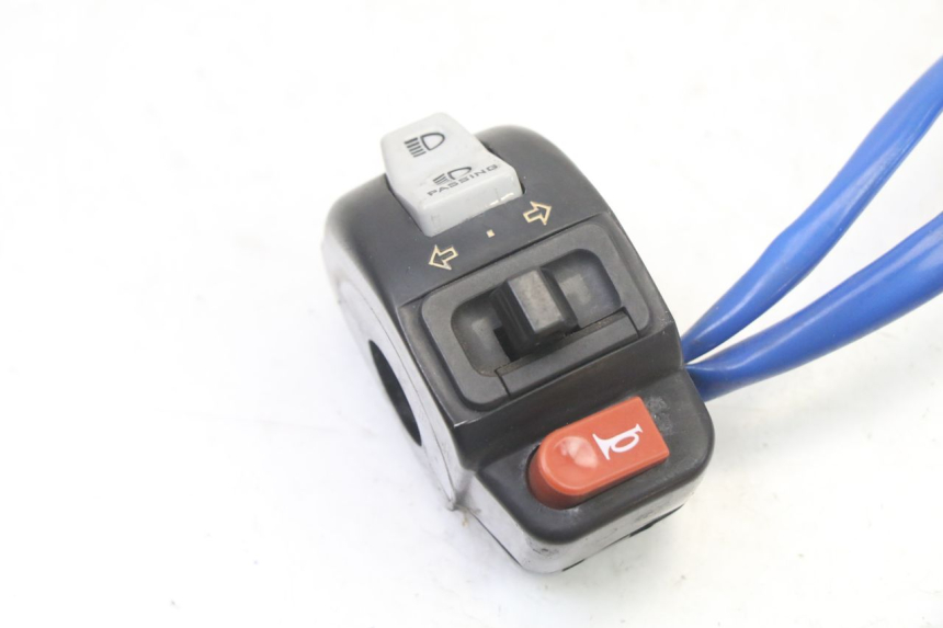 photo de LEFT HANDLEBAR SWITCH KYMCO AGILITY 4T 50 (2018 - 2022) - Component detail