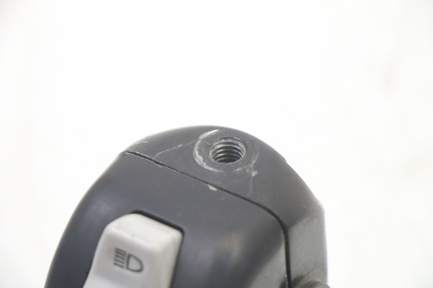 photo de LEFT HANDLEBAR SWITCH KYMCO AGILITY 4T 50 (2018 - 2022) - Alternative perspective