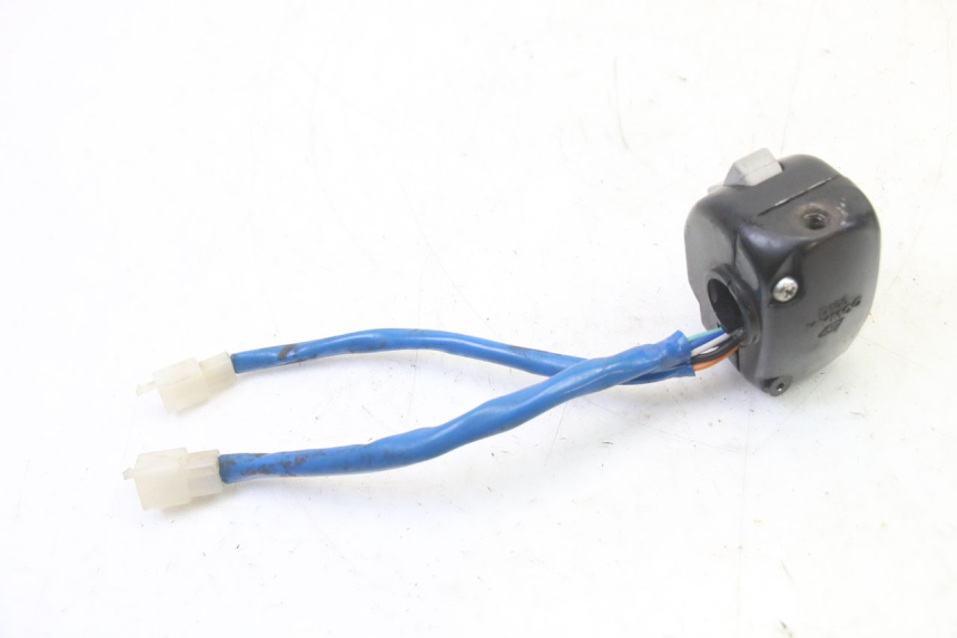 photo de LEFT HANDLEBAR SWITCH KYMCO AGILITY 4T 50 (2005 - 2018) - Alternative perspective