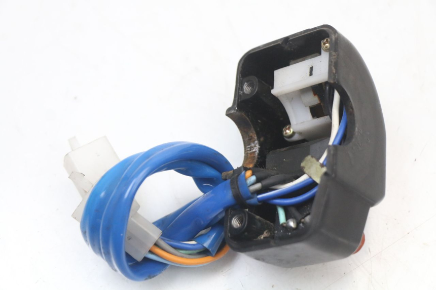 photo de LEFT SWITCH KYMCO AGILITY PREMIUM 50 (2007 - 2010) - Technical close-up