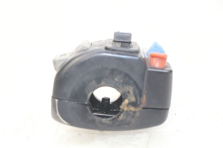 photo de LEFT HANDLEBAR SWITCH KYMCO AGILITY RS 4T 50 (2009 - 2013) - Zoom on usage condition