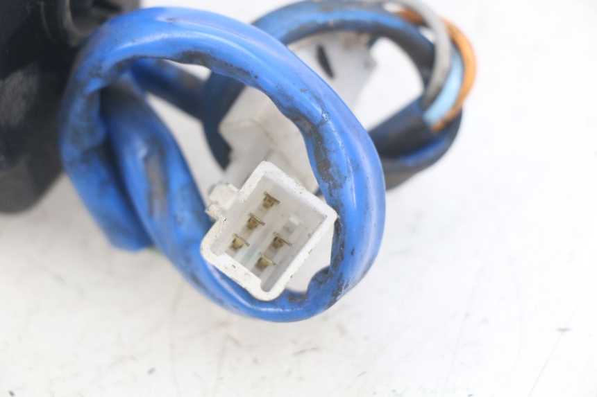 photo de LEFT HANDLEBAR SWITCH KYMCO AGILITY RS 4T 50 (2009 - 2013) - Surface and material condition