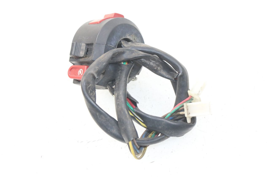 photo de LEFT SWITCH CHINESE QUAD ATV ENFANT 125 - Zoom on usage condition