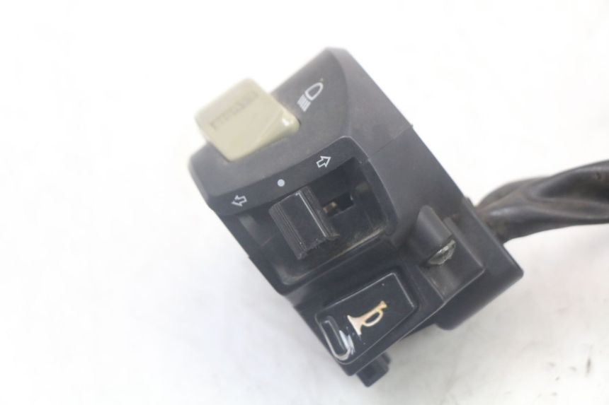 photo de LEFT HANDLEBAR SWITCH JONWAY AZTRAL 125 (2008 - 2017) - Component detail
