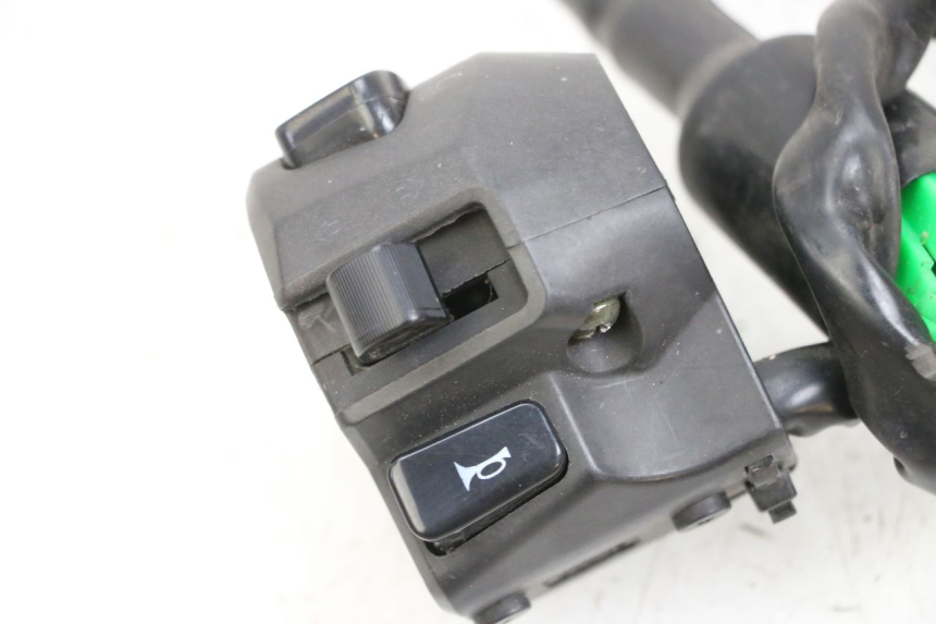 photo de LEFT SWITCH MAG POWER BOMBERS 4T 50 (2016 - 2026) - Checked used part