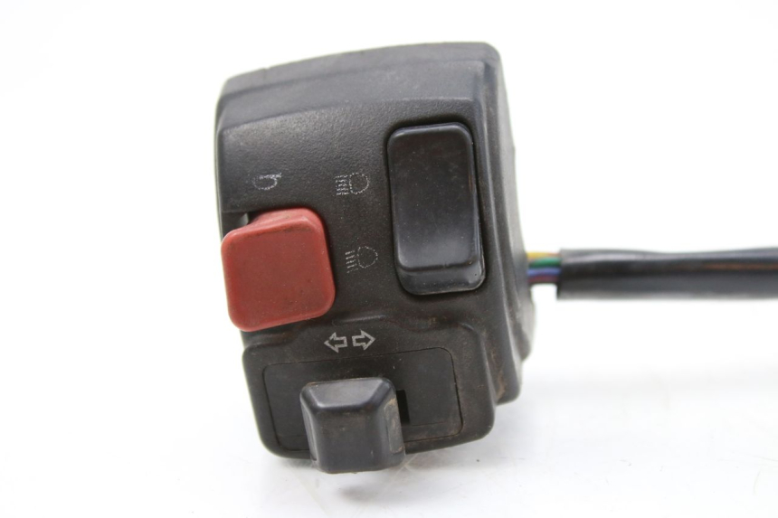 photo de LEFT HANDLEBAR SWITCH MBK BOOSTER SPIRIT 50 (2004 - 2017) - Technical close-up