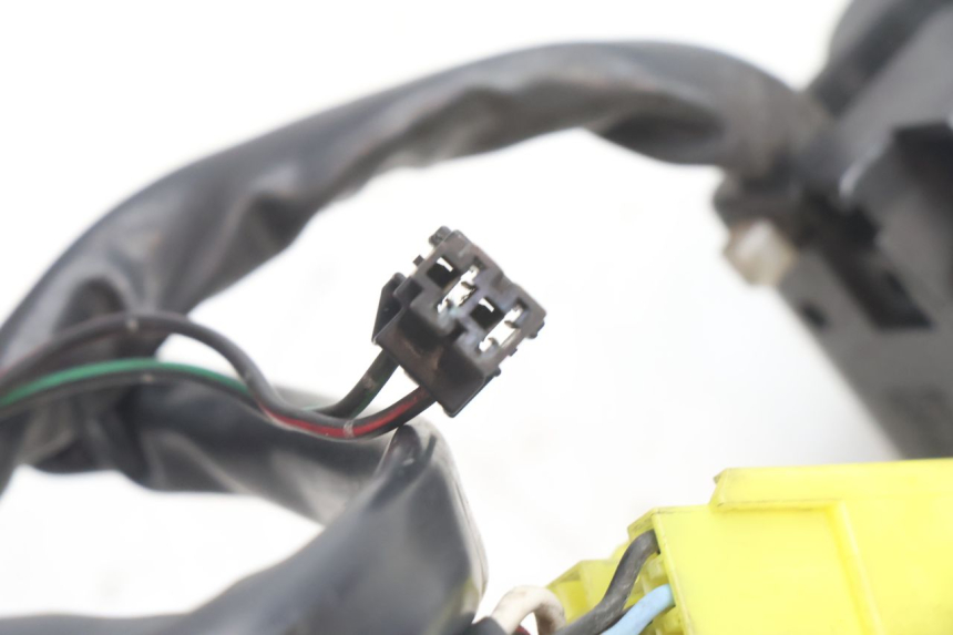 photo de LEFT HANDLEBAR SWITCH SUZUKI BURGMAN 125 (2007 - 2014) - Product overview