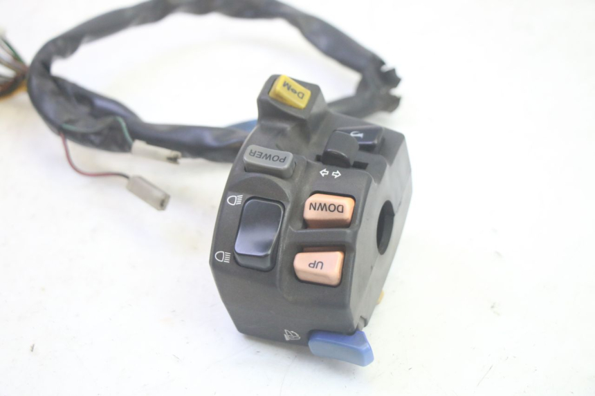 photo de LEFT SWITCH SUZUKI BURGMAN EXECUTIVE ABS 650 (2006 - 2012) - Alternative perspective