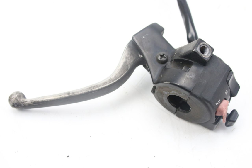 photo de LEFT HANDLEBAR SWITCH YAMAHA BW'S EASY 50 (2013 - 2016) - Zoom on usage condition