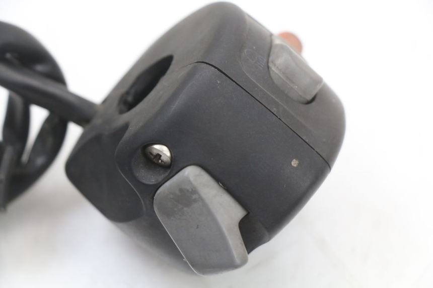 photo de LEFT HANDLEBAR SWITCH BMW C1 125 (2000 - 2003) - Technical close-up
