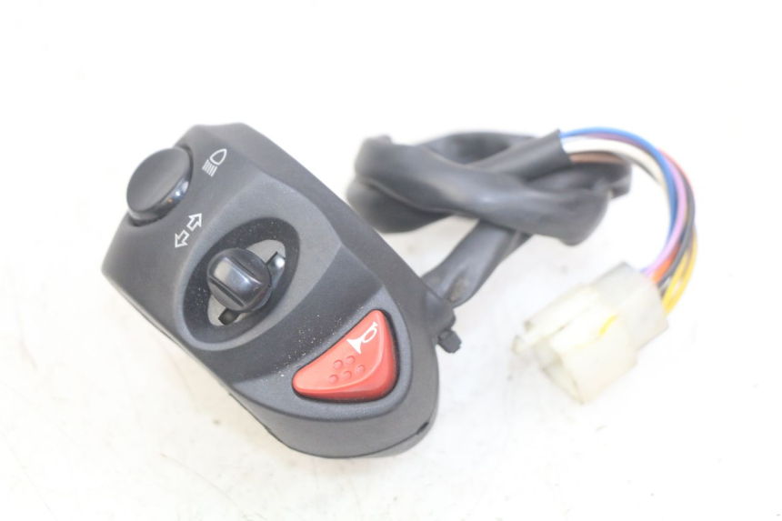 photo de LEFT HANDLEBAR SWITCH PEUGEOT CITYSTAR AIR 125 (2014 - 2017) - Main view