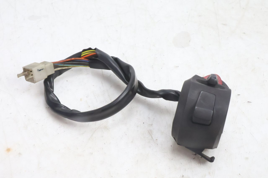 photo de LEFT HANDLEBAR SWITCH PEUGEOT CITYSTAR 125 (2011 - 2017) - Component zoom