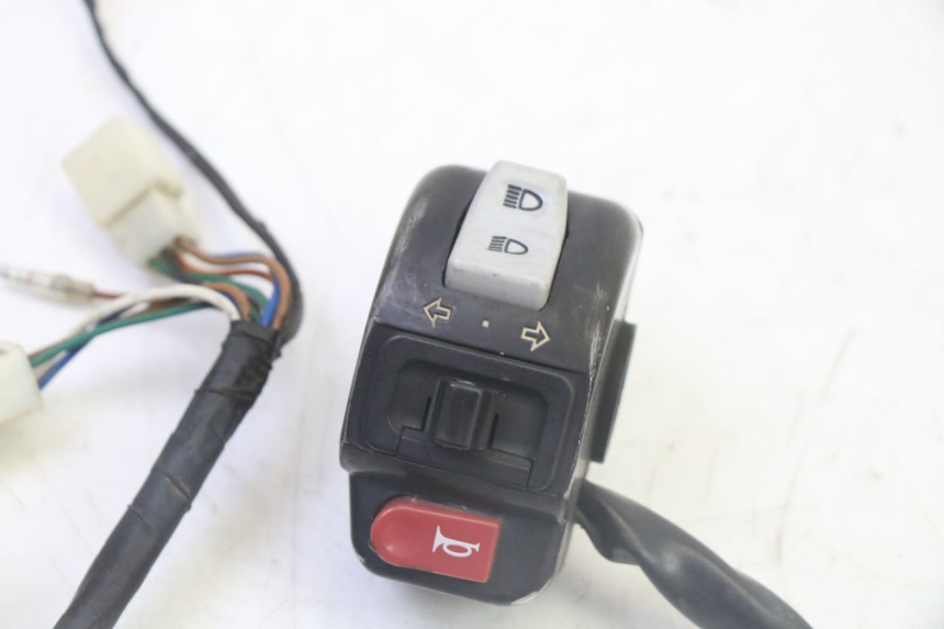 photo de LEFT HANDLEBAR SWITCH SYM CROX 4T 50 (2016 - 2023) - Component detail