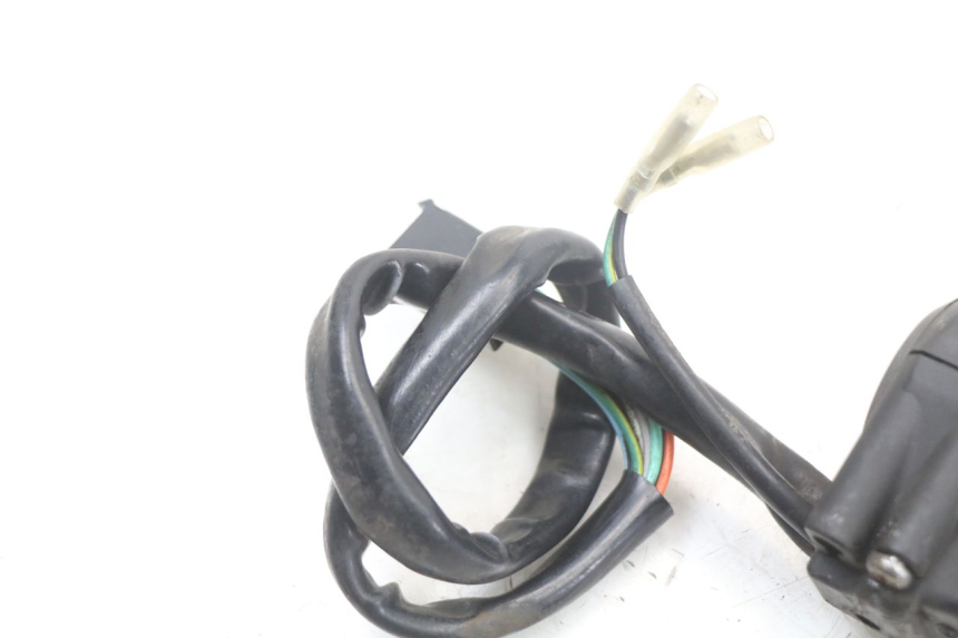 photo de LEFT HANDLEBAR SWITCH KYMCO DINK 4T 50 (2007 - 2018) - Product overview