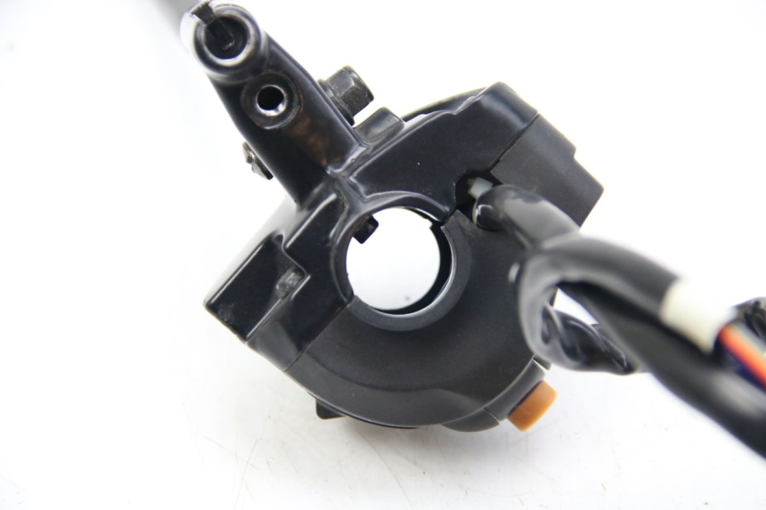 photo de LEFT HANDLEBAR SWITCH PEUGEOT E-VIVACITY 1 (2012 - 2018) - Alternative perspective