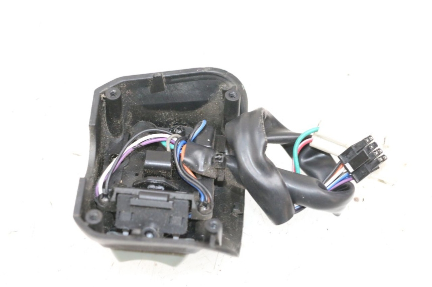 photo de LEFT SWITCH SEGWAY NINEBOT E125S 1 (2022 - 2026) - Technical close-up