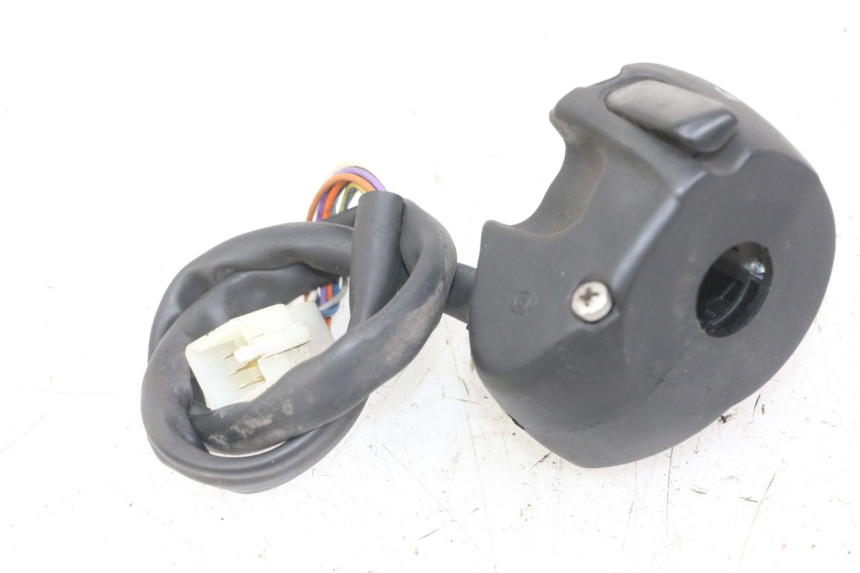 photo de LEFT SWITCH PEUGEOT ELYSTAR 125 (2002 - 2007) - Technical close-up