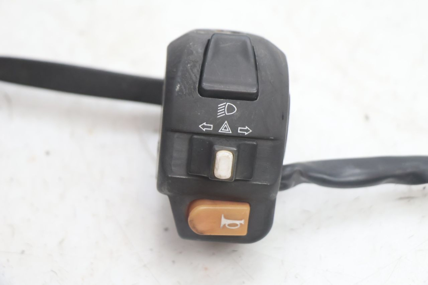 photo de LEFT HANDLEBAR SWITCH JM MOTORS EVOLIS 4T 50 (2018 - 2022) - Component detail