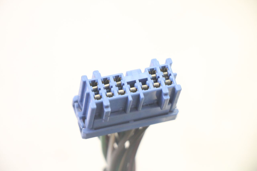 photo de LEFT HANDLEBAR SWITCH HONDA FES S-WING SWING ABS 125 (2007 - 2015) - Fixing points details