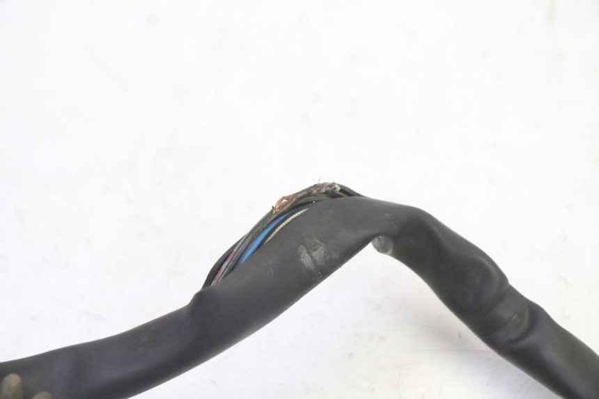 photo de LEFT HANDLEBAR SWITCH HONDA FES S-WING SWING ABS 125 (2007 - 2015) - Surface and material condition