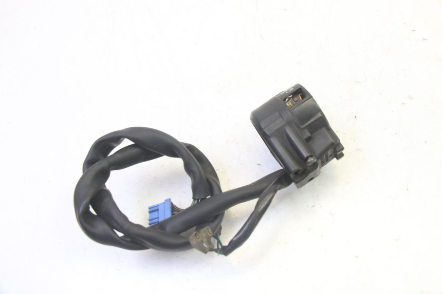 photo de LEFT HANDLEBAR SWITCH HONDA FES S-WING SWING ABS 125 (2007 - 2015) - Technical close-up
