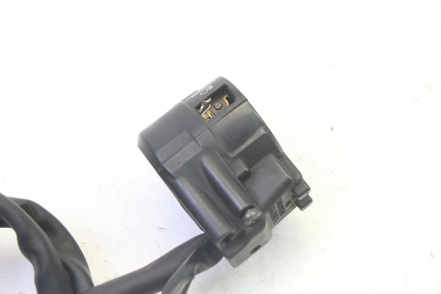 photo de LEFT HANDLEBAR SWITCH HONDA FES S-WING SWING ABS 125 (2007 - 2015) - Product overview