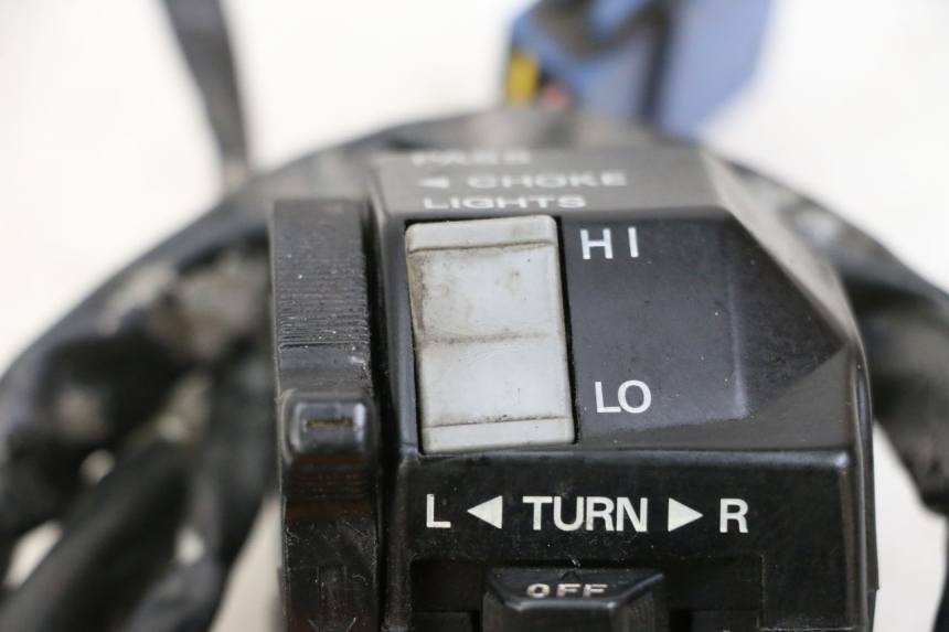 photo de LEFT SWITCH YAMAHA FJ 36Y 1100 (1984 - 1985) - Alternative perspective