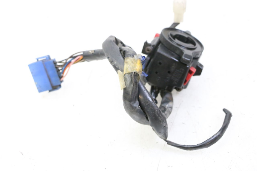 photo de LEFT SWITCH YAMAHA FJ 36Y 1100 (1984 - 1985) - Surface and material condition