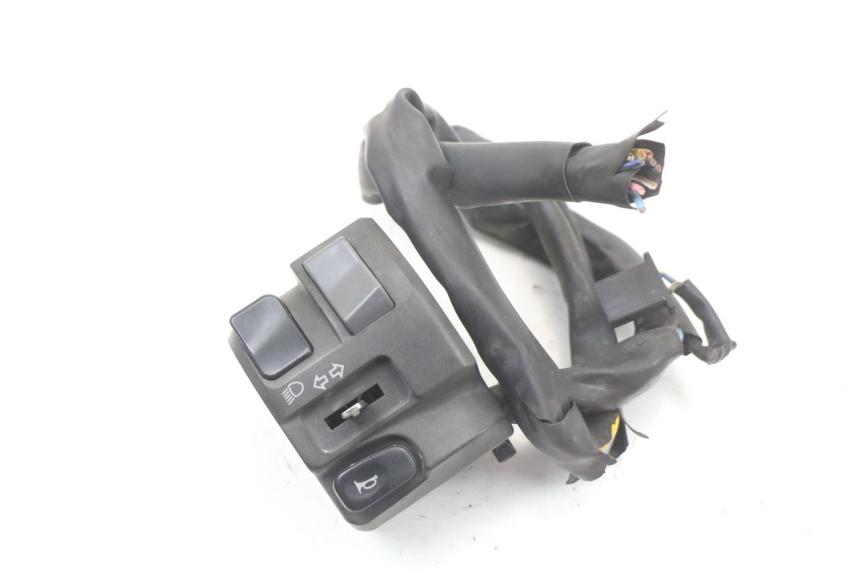 photo de LEFT HANDLEBAR SWITCH YAMAHA FJR ABS 1300 (2006 - 2012) - Main view