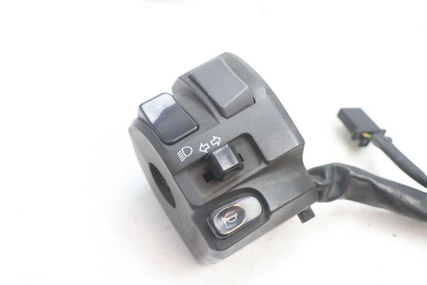 photo de LEFT SWITCH YAMAHA FJR 1300 (2001 - 2005) - Component detail