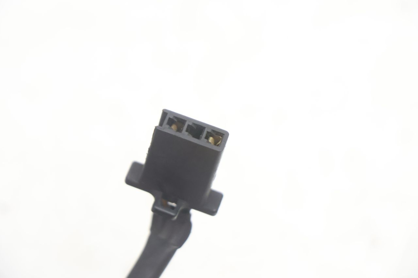 photo de LEFT SWITCH YAMAHA FJR 1300 (2001 - 2005) - Fixing points details