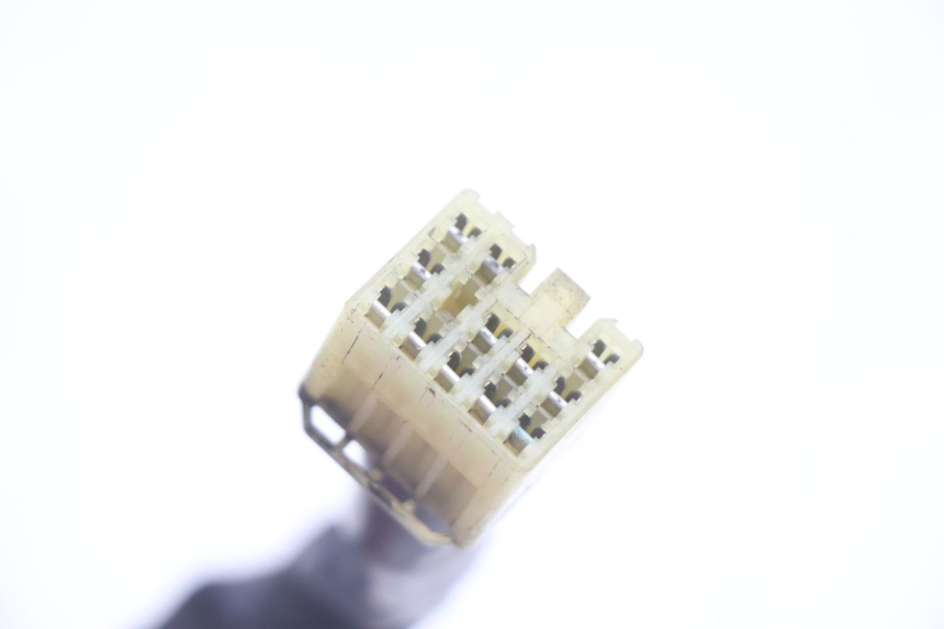 photo de LEFT SWITCH YAMAHA FJR 1300 (2001 - 2005) - Surface and material condition