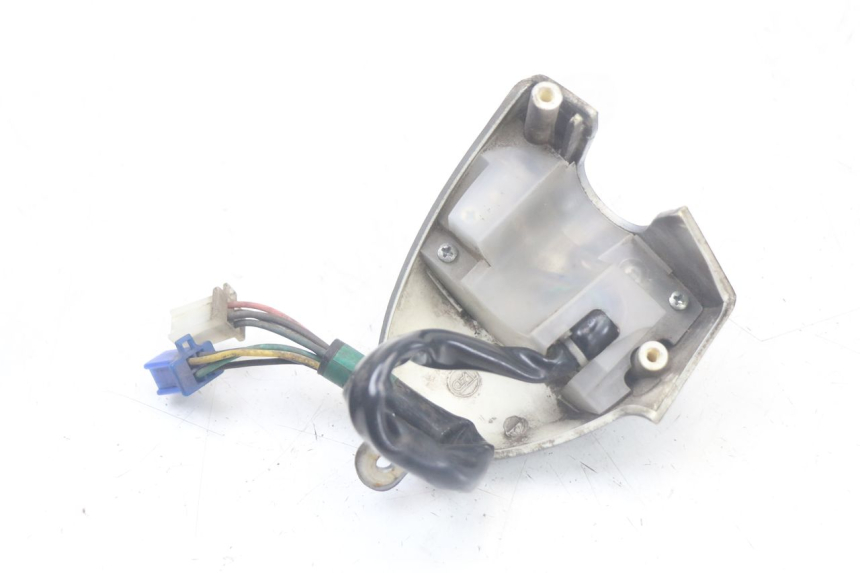 photo de LEFT HANDLEBAR SWITCH MBK FLAME X 125 (2004 - 2007) - Fixing points details