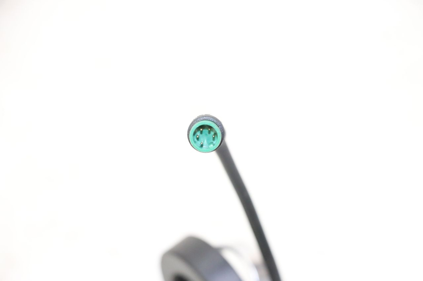 photo de LEFT SWITCH KUKIRIN G2 MASTER 1 - Technical close-up