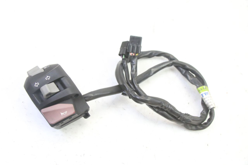 photo de LEFT SWITCH BMW G310 R 310 (2016 - 2020) - Main view
